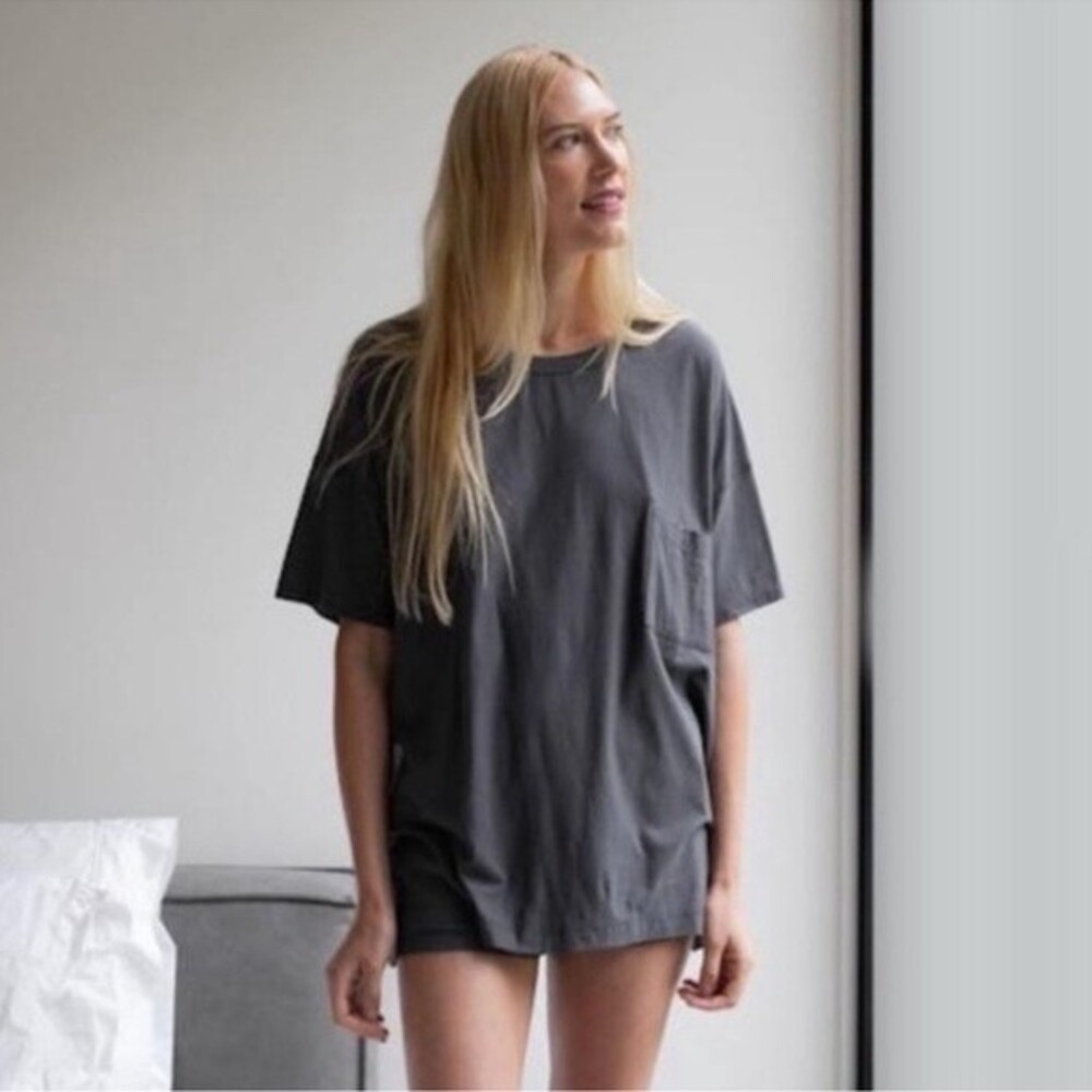 New Lunya Cool Every Body Tee in Eclipse Gray. Size Xs/Small